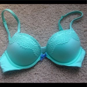 Victoria's Secret bra